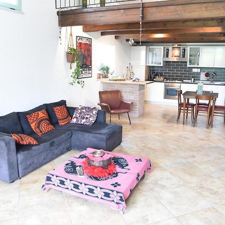 Capannone111 Bed & Breakfast Кастильоне ди Равена Екстериор снимка