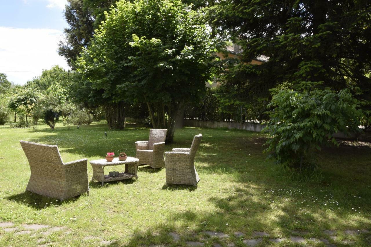 Capannone111 Bed & Breakfast Кастильоне ди Равена Екстериор снимка